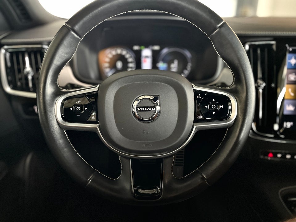 Volvo V90 2,0 T6 ReCharge R-Design aut. AWD 5d