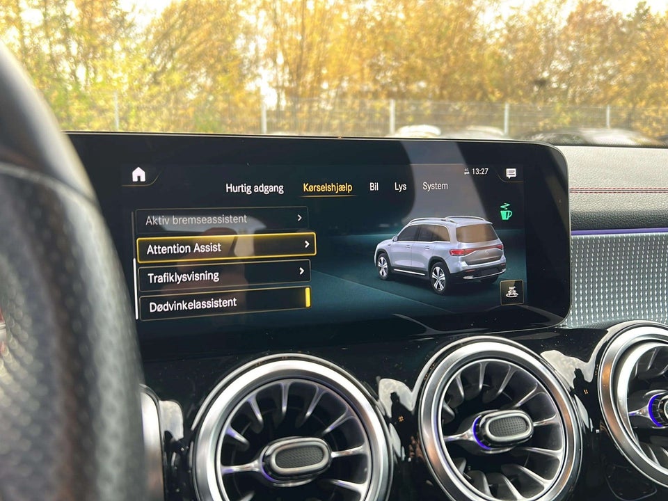 Mercedes EQB250 AMG Line 5d