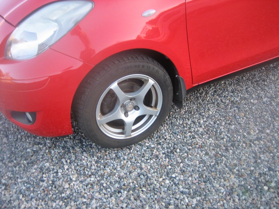 Toyota Yaris 1,3  5d