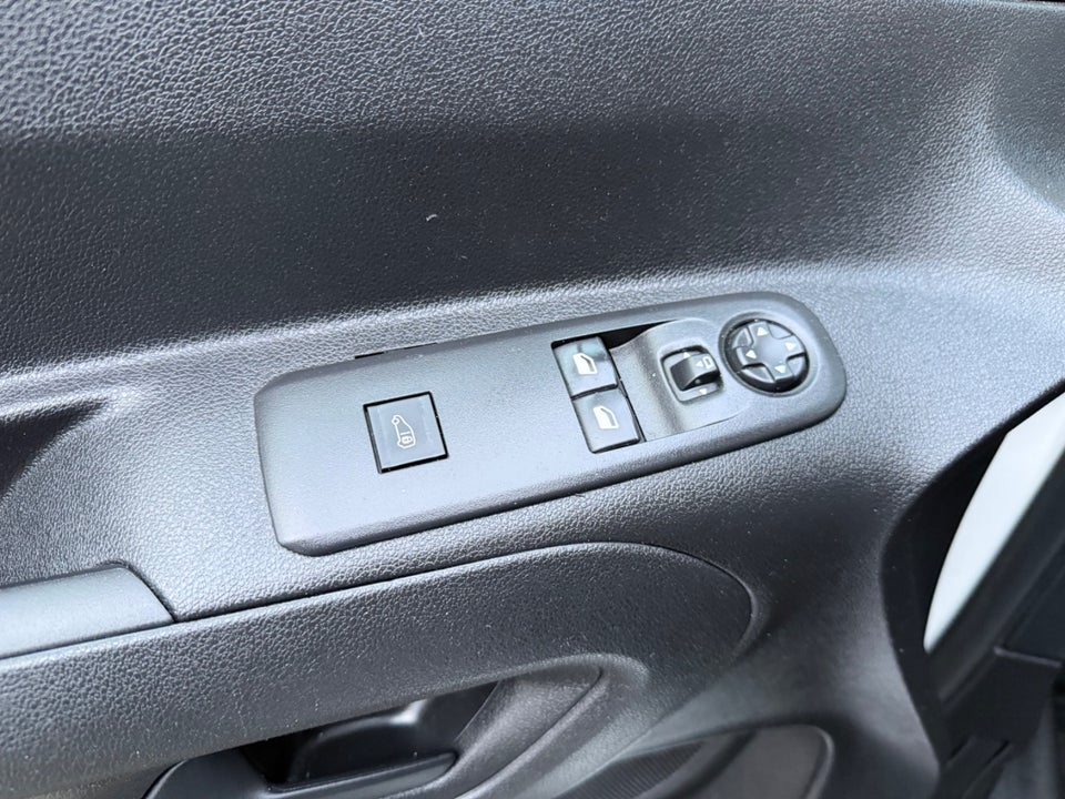 Peugeot Partner 1,5 BlueHDi 100 L2V2 Grip Van