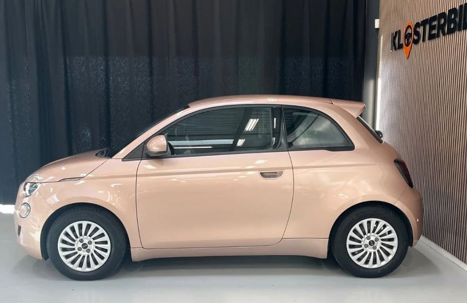 Fiat 500e 42 Icon 3d