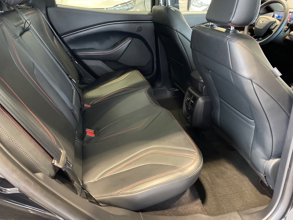 Ford Mustang Mach-E 91 Premium Extended Range AWD 5d