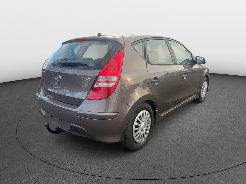 Hyundai i30 1,6 CRDi 90 Blue Drive 5d