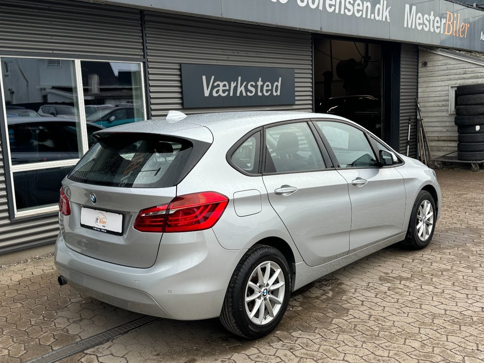 BMW 218i 1,5 Active Tourer 5d