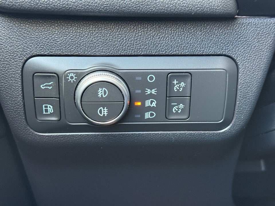 Ford Kuga 2,5 PHEV Titanium CVT 5d