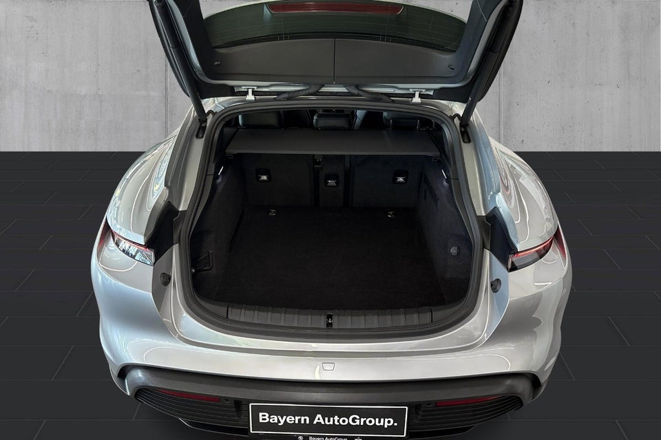 Porsche Taycan Performance+ Sport Turismo 5d