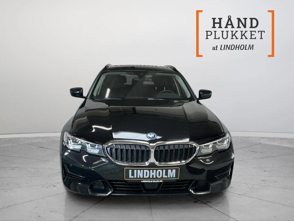 BMW 330e 2,0 Touring Sport Line aut. 5d