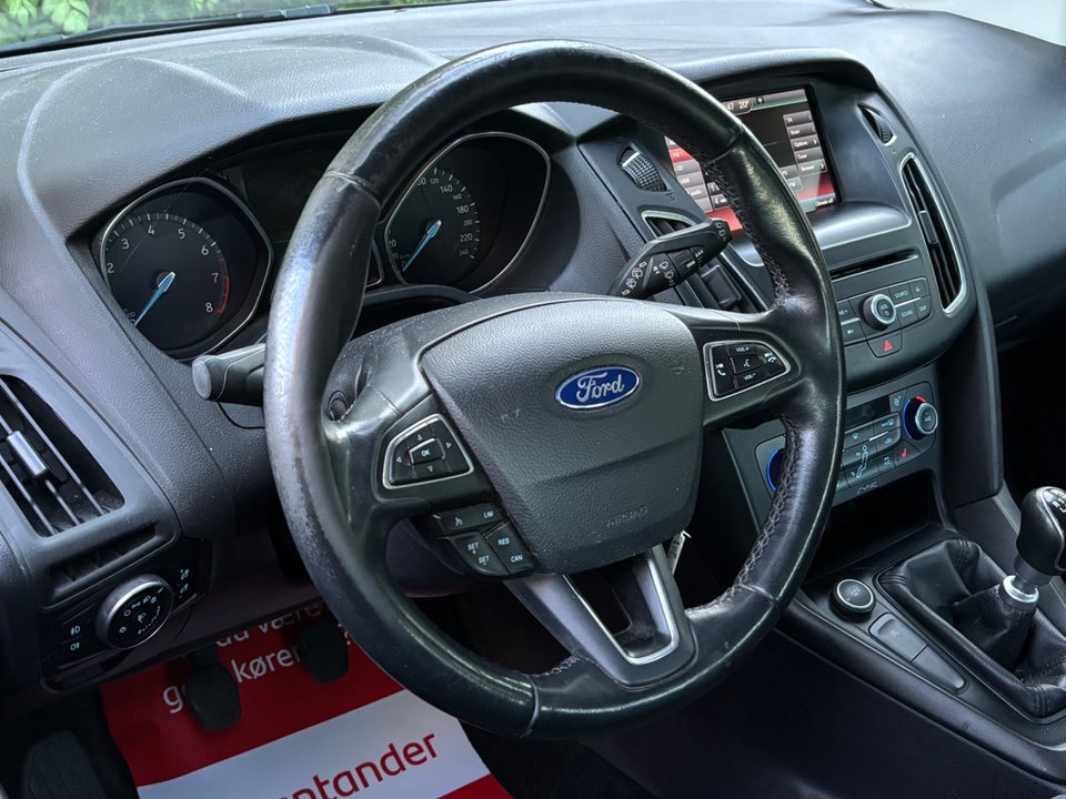 Ford Focus 1,0 SCTi 100 Titanium stc. 5d