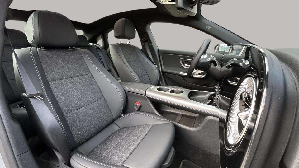 Mercedes CLA200 electric Progressive Advance Plus 4d