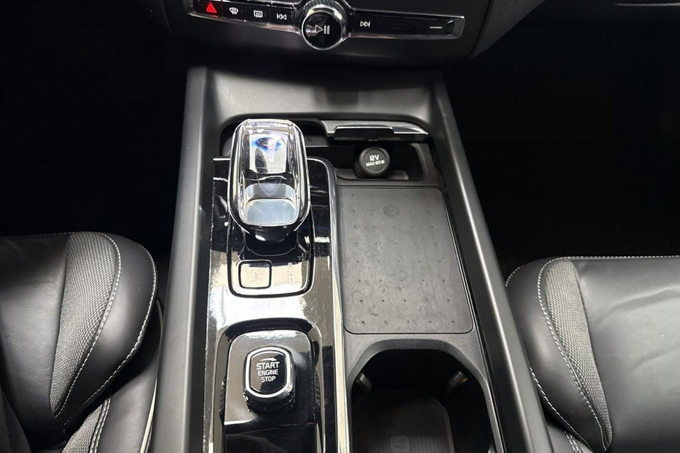 Volvo XC60 2,0 T6 ReCharge R-Design aut. AWD 5d