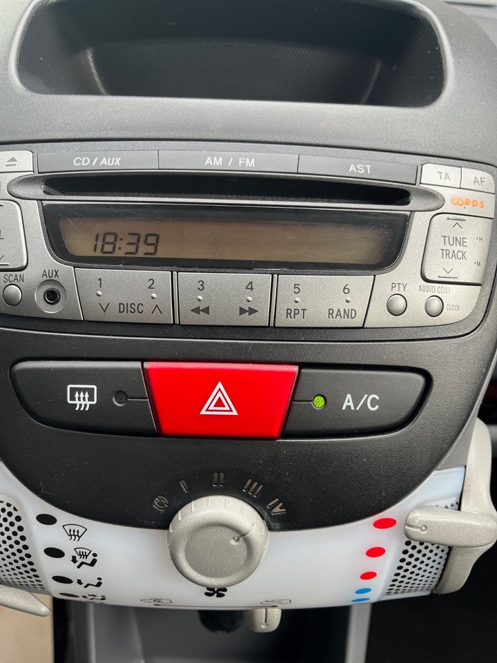 Citroën C1 1,0i Exclusive 5d