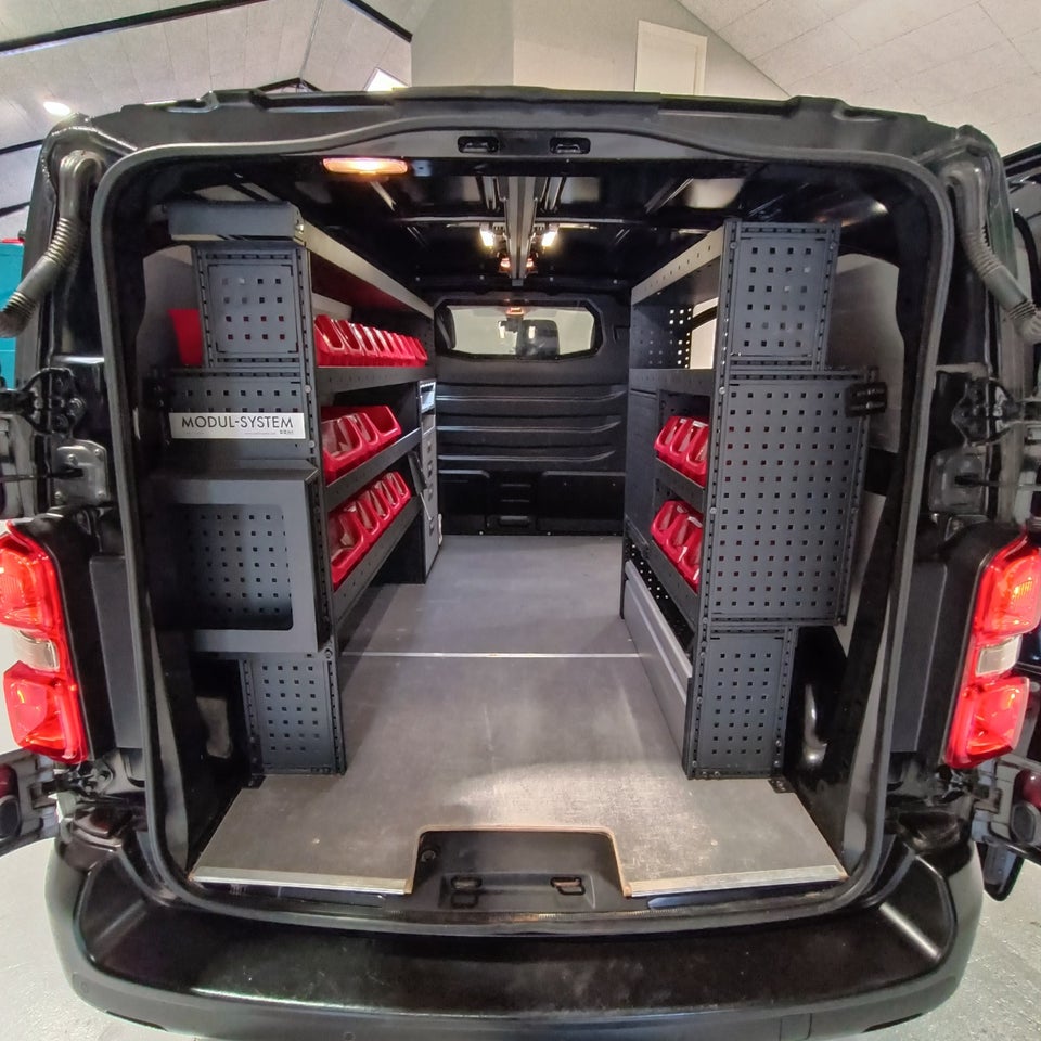 Peugeot Expert 2,0 BlueHDi 122 L2 Plus EAT8 Van