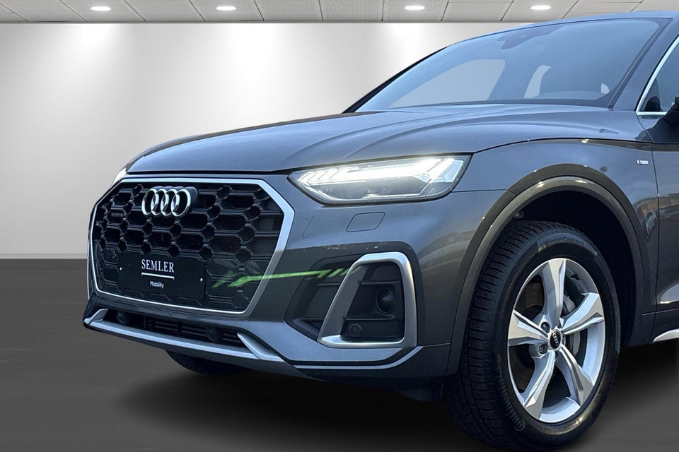 Audi Q5 55 TFSi e S-line quattro S-tr. 5d