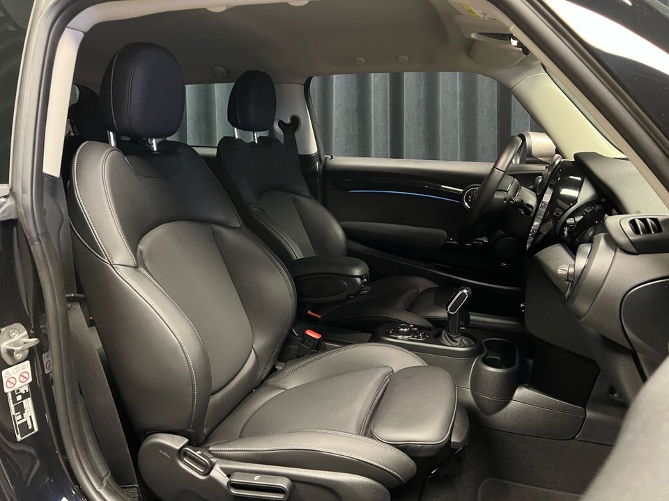 MINI Cooper SE Edition Premium Plus 3d