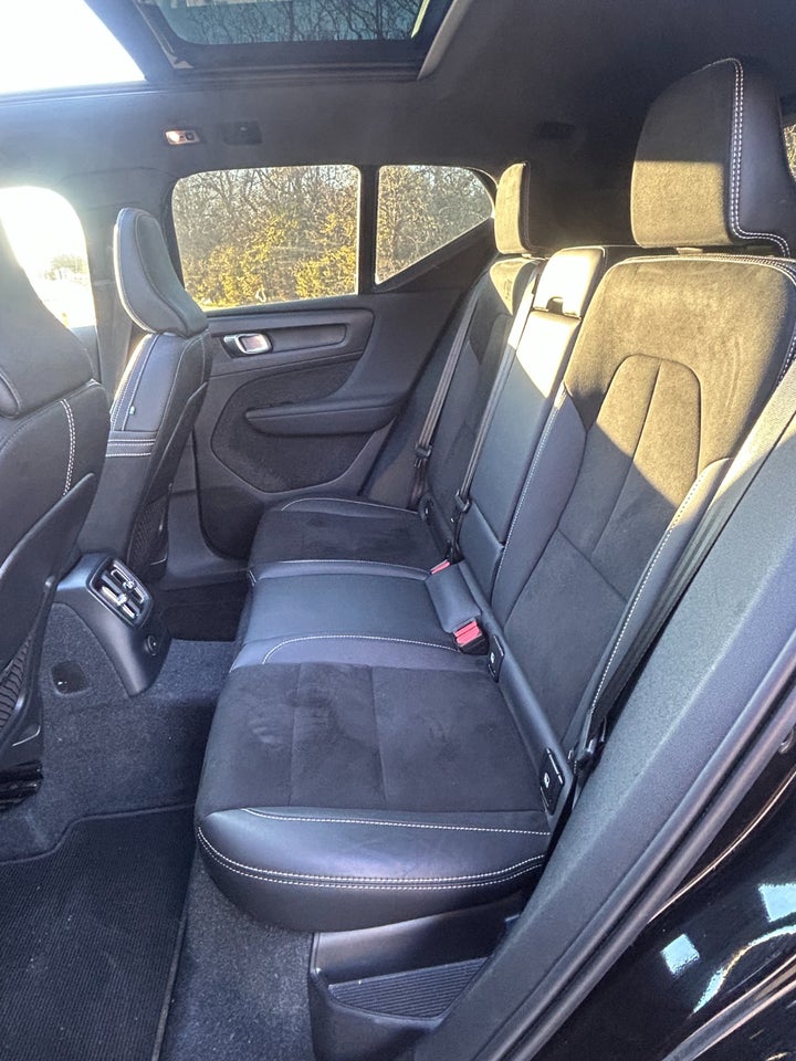 Volvo XC40 1,5 T5 ReCharge Plus Dark aut. 5d