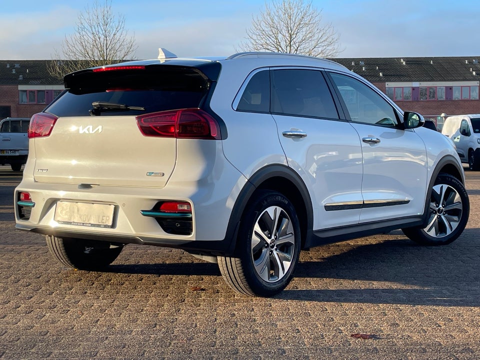 Kia e-Niro 64 Advance 5d