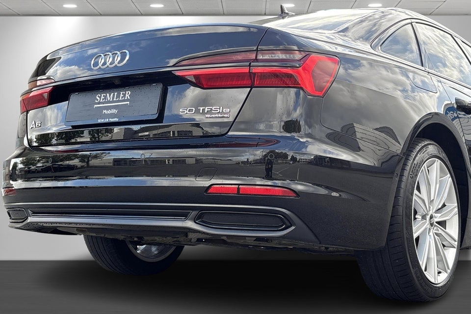 Audi A6 50 TFSi e Sport quattro S-tr. 4d