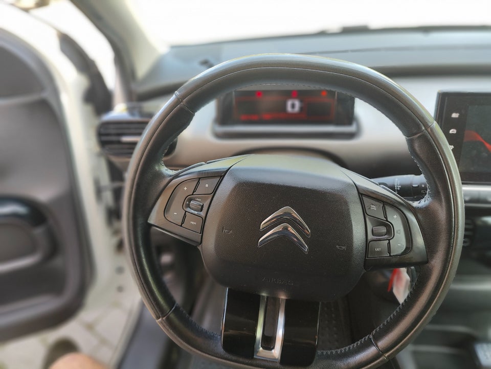 Citroën C4 Cactus 1,6 BlueHDi 100 Feel Van 5d