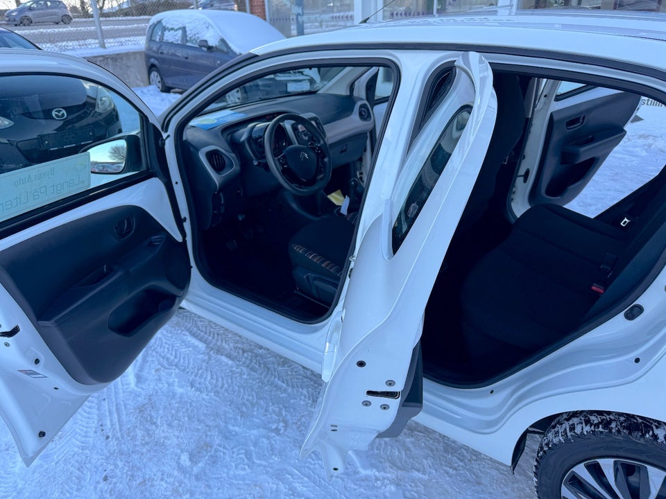 Citroën C1 1,2 PureTech Feel 5d