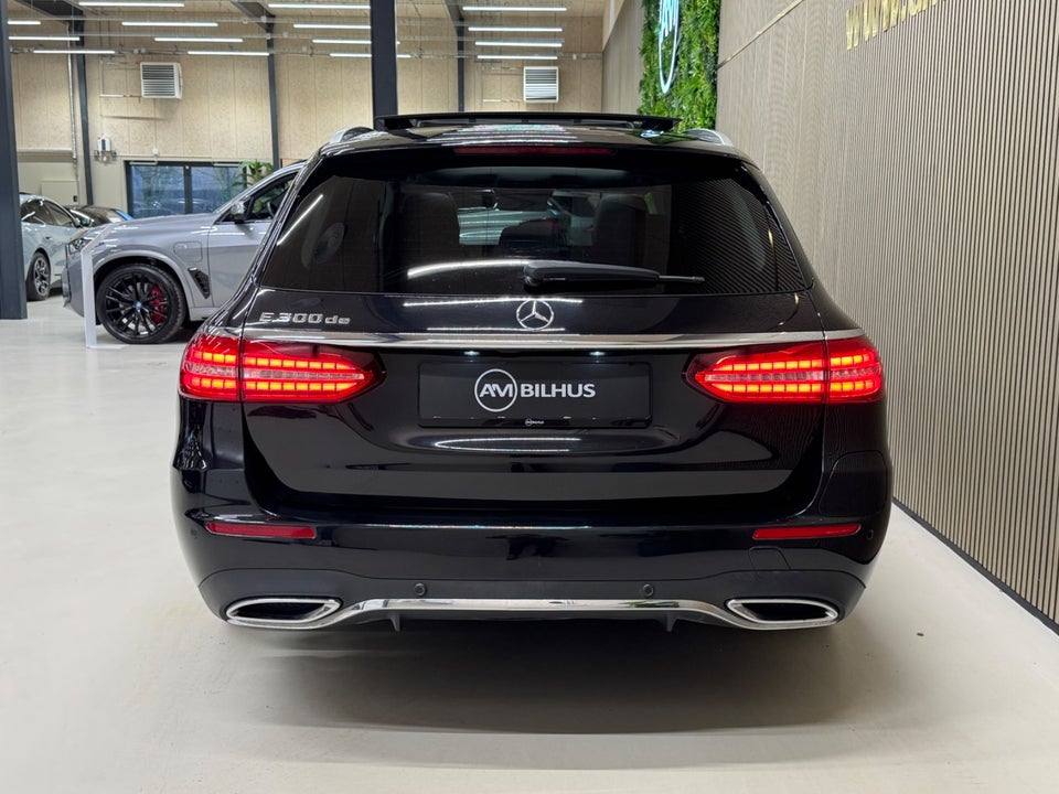Mercedes E300 de 2,0 AMG Line stc. aut. 5d