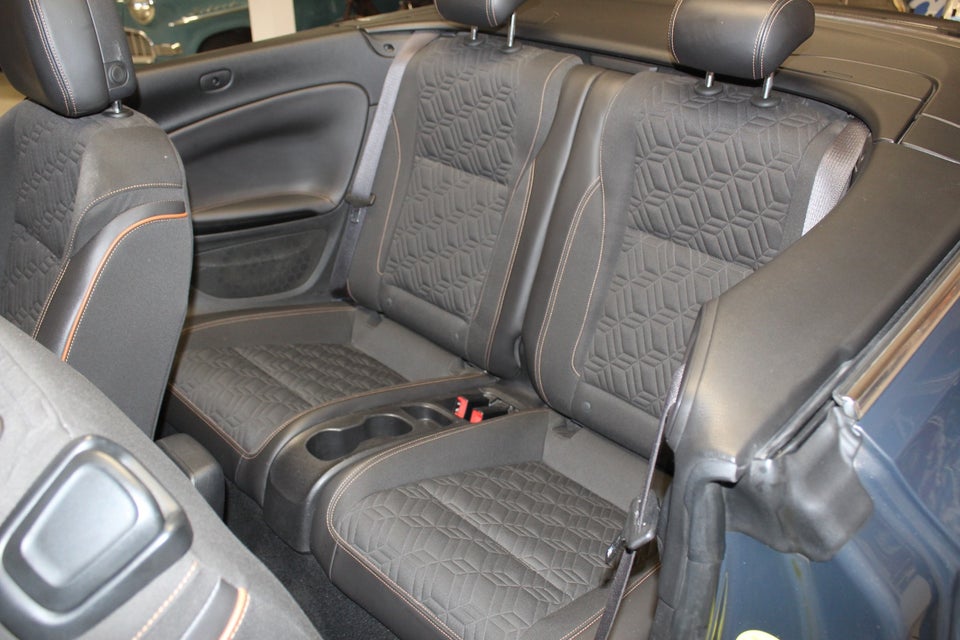 Opel Cascada 1,6 T 170 Cosmo 2d