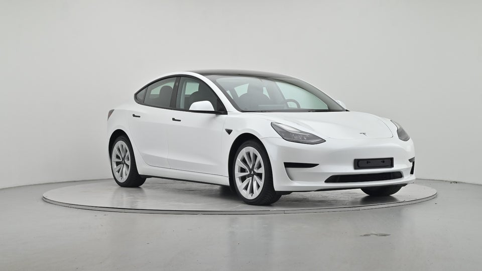 Tesla Model 3 RWD 4d