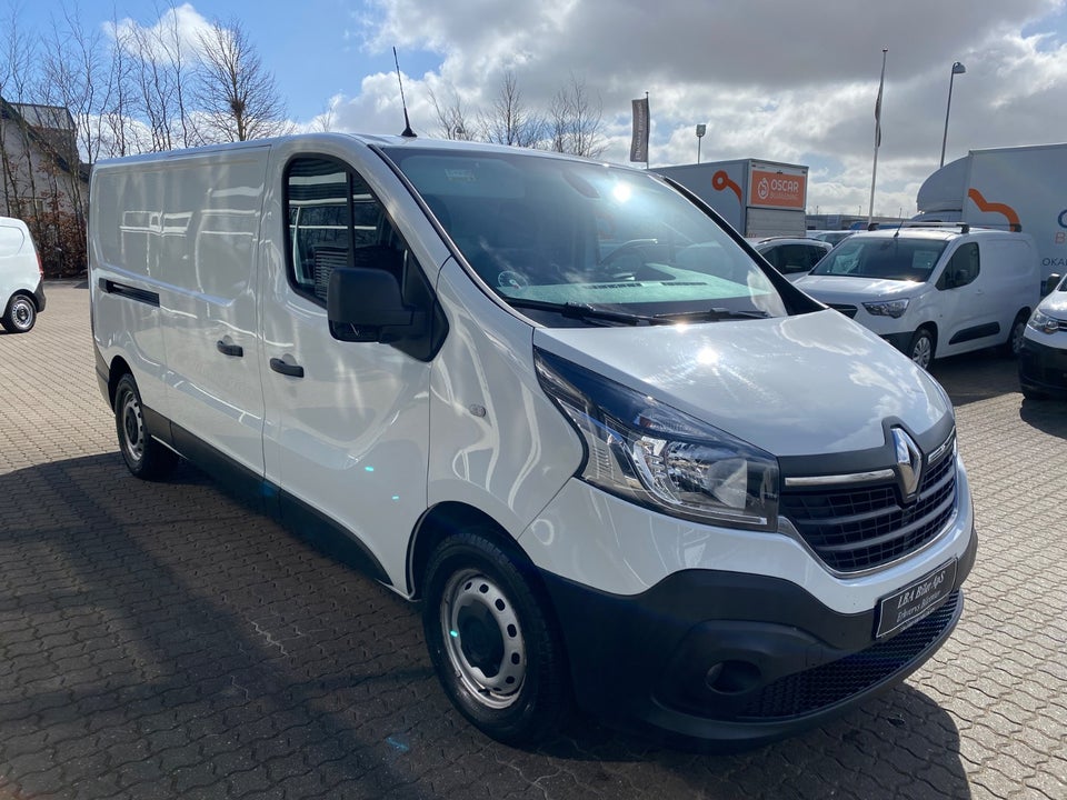 Renault Trafic T29 2,0 dCi 145 L2H1