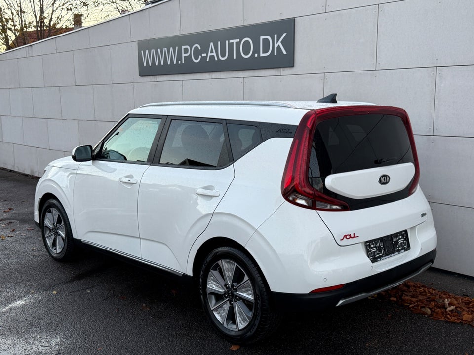 Kia e-Soul 64 Spirit 5d