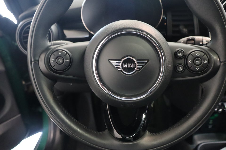 MINI Cooper SE Maximise 3d