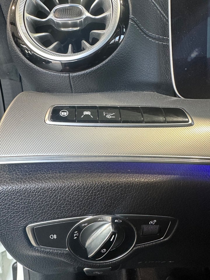 Mercedes E220 d 2,0 AMG Line Coupé aut. 2d