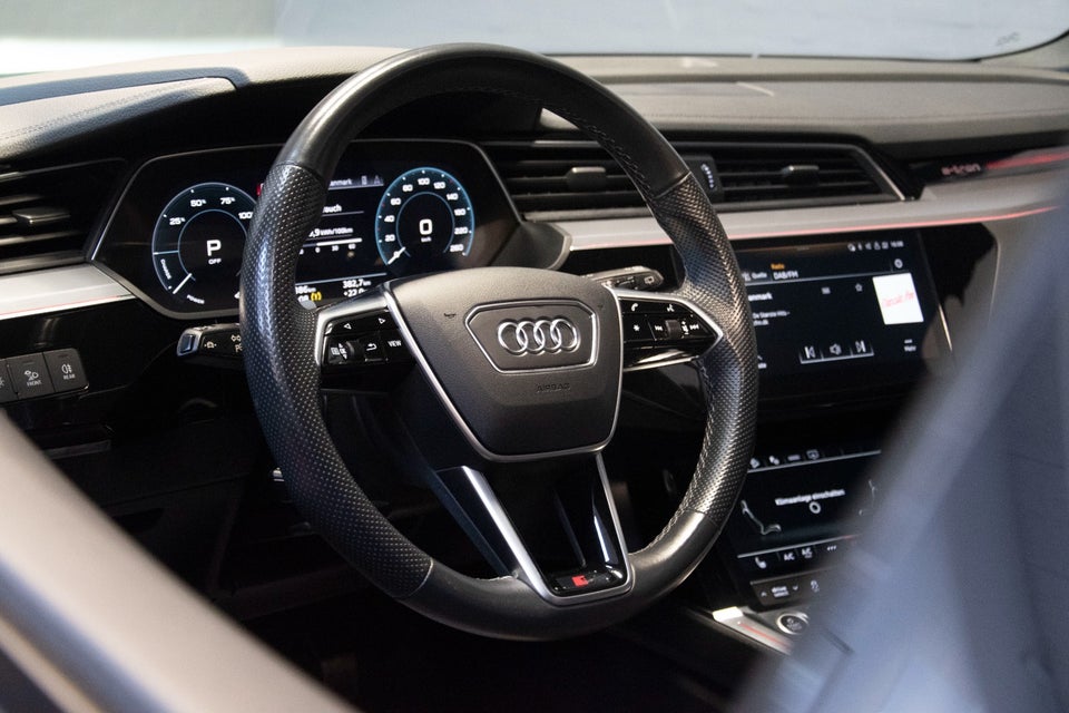 Audi e-tron 55 Advanced quattro 5d