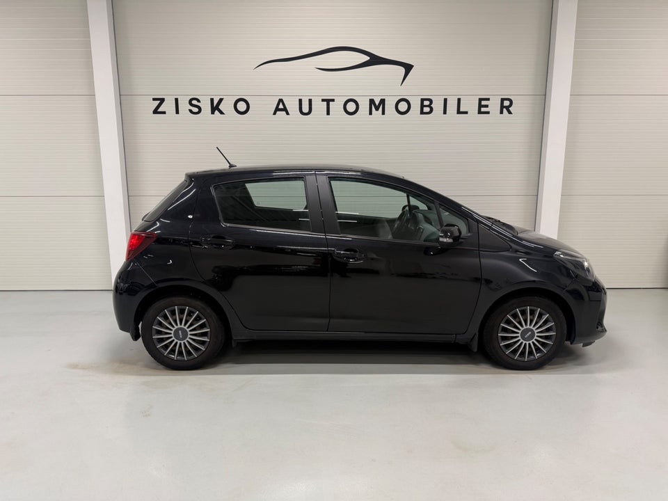 Toyota Yaris 1,0 VVT-i T2 5d