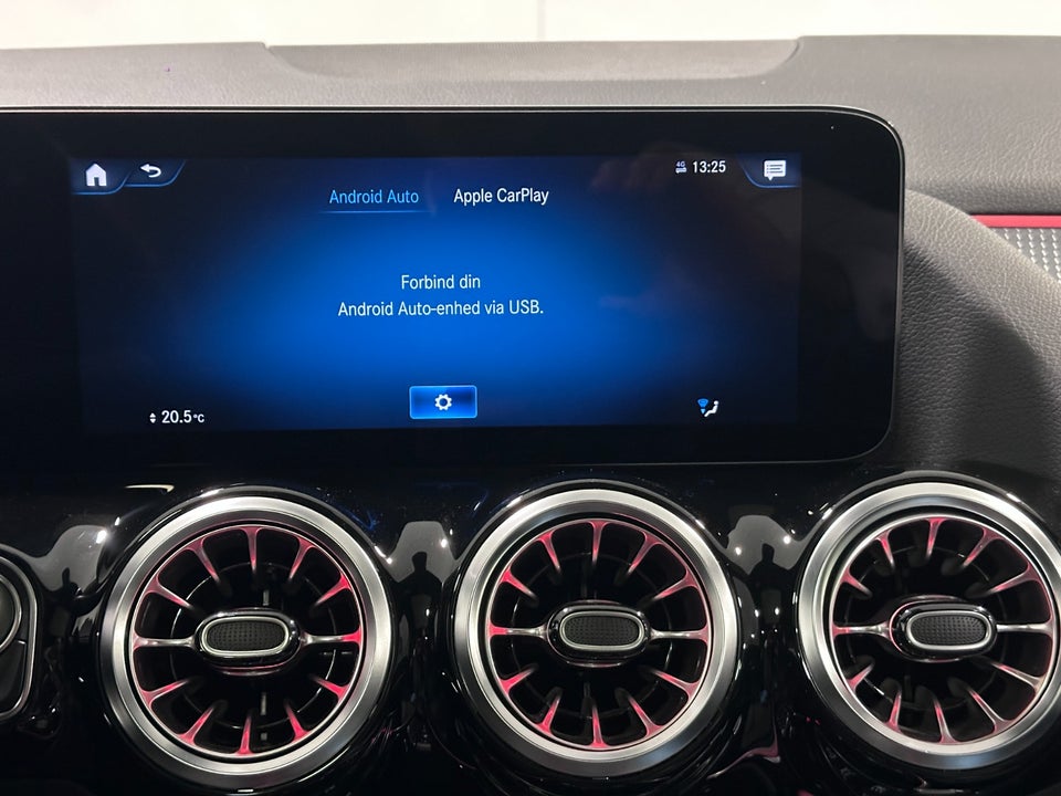 Mercedes EQA250 Progressive 5d