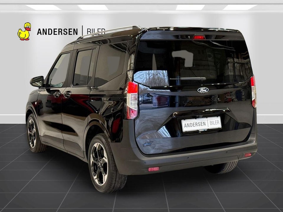 Ford E-Tourneo Courier 43 Titanium