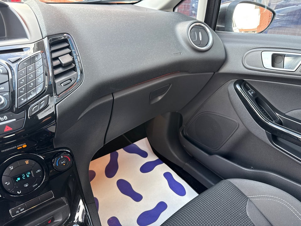 Ford Fiesta 1,0 SCTi 100 Titanium 5d