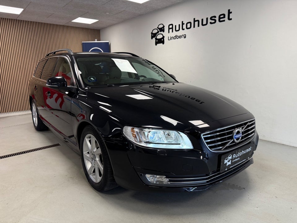 Volvo V70 2,0 T5 245 Momentum aut. 5d