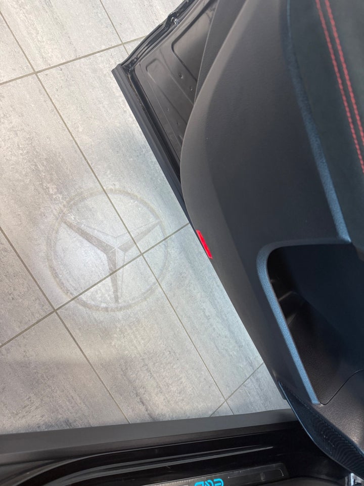 Mercedes EQB300 AMG Line 4Matic 7prs 5d