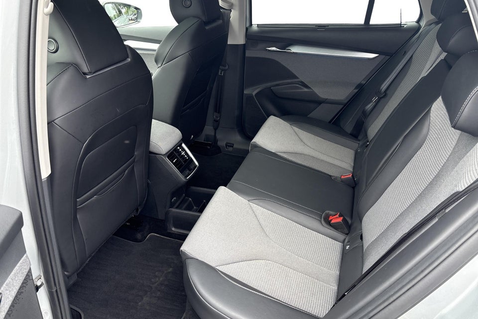 Skoda Enyaq 85 iV Premium 5d