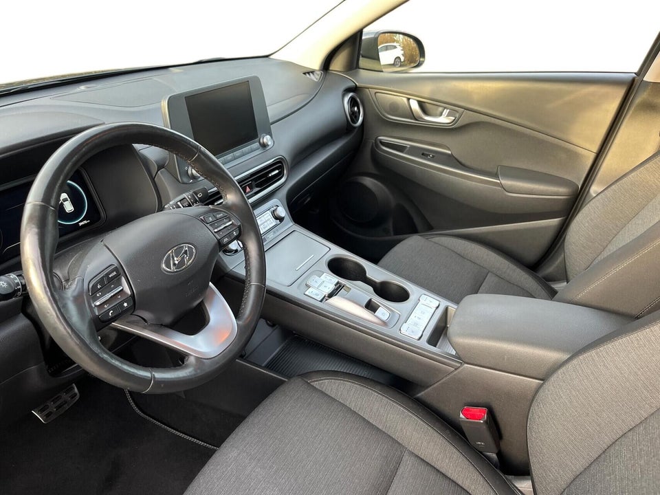 Hyundai Kona 39 EV Select 5d