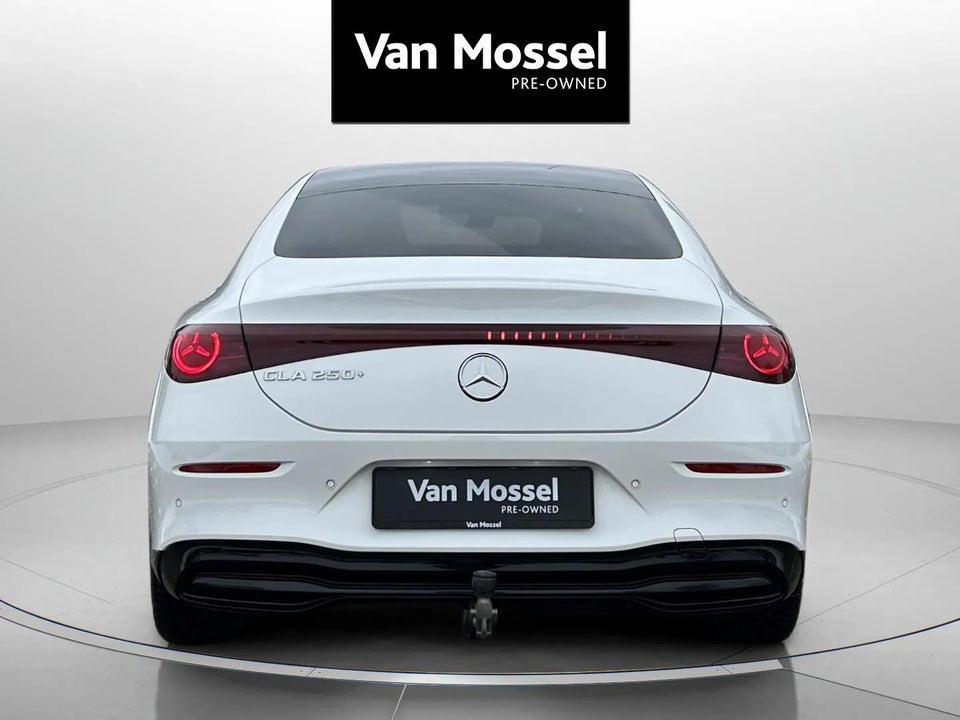 Mercedes CLA250+ EQ Progressive 4d