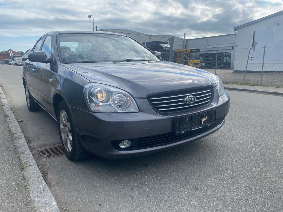 Kia Magentis 2,0 CRDi VGT EX 4d