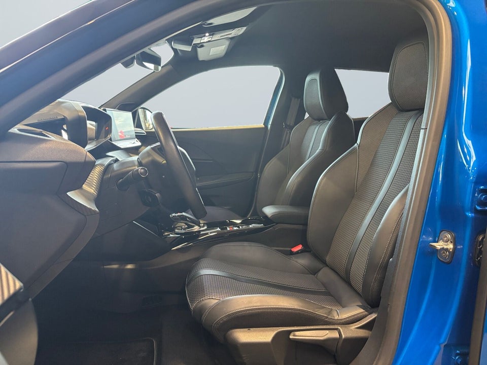 Peugeot e-2008 50 GT 5d