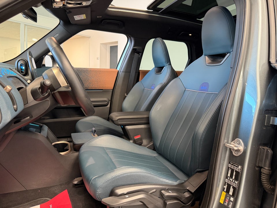 MINI Countryman E Favoured Trim M 5d