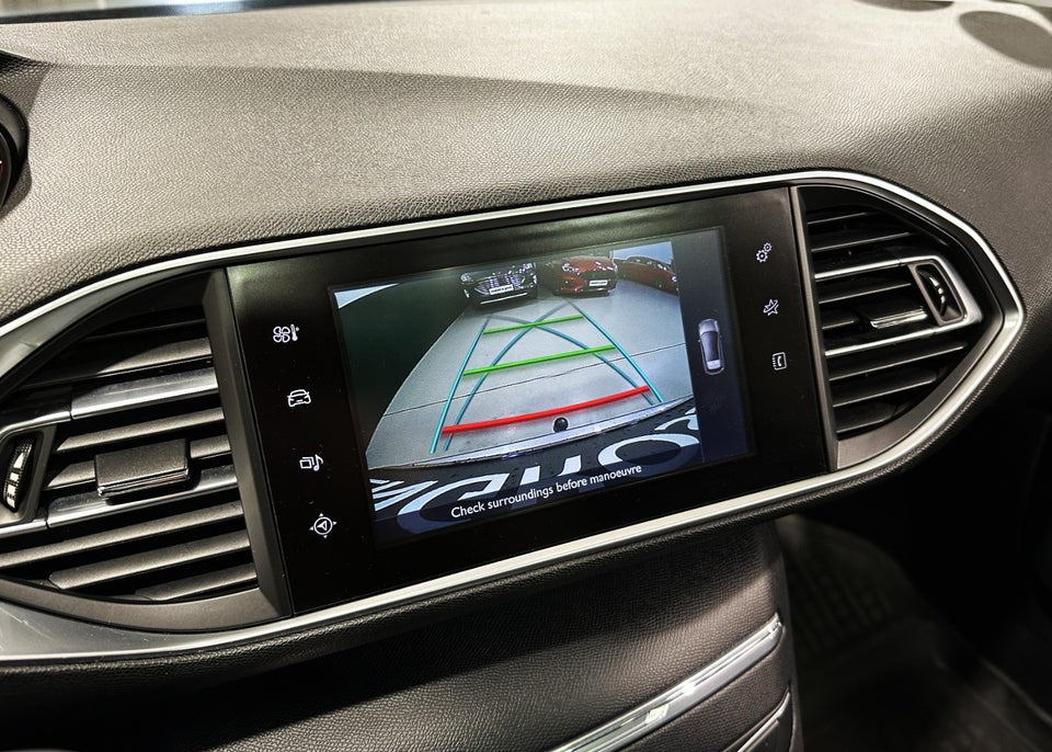 Peugeot 308 1,6 BlueHDi 120 Desire Sky 5d