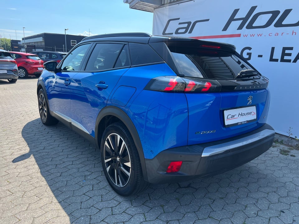 Peugeot e-2008 50 GT Sky 5d