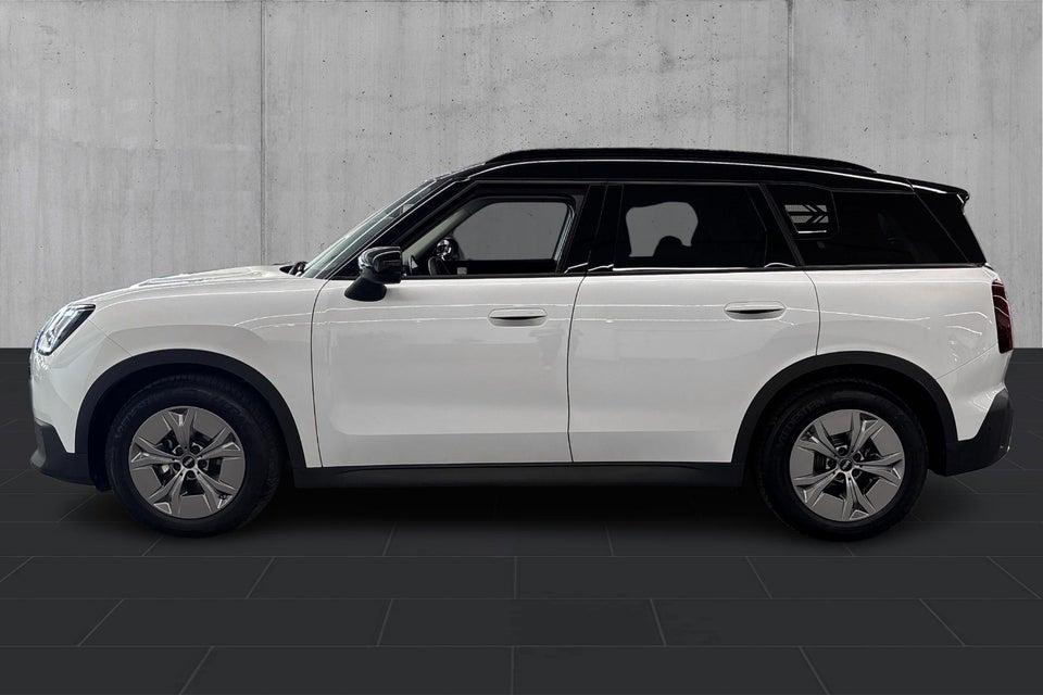 MINI Countryman E Classic Trim M 5d