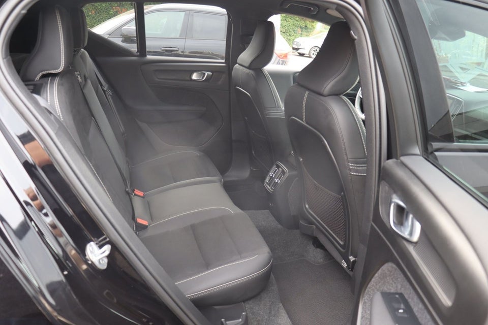 Volvo XC40 ReCharge Twin Plus 5d