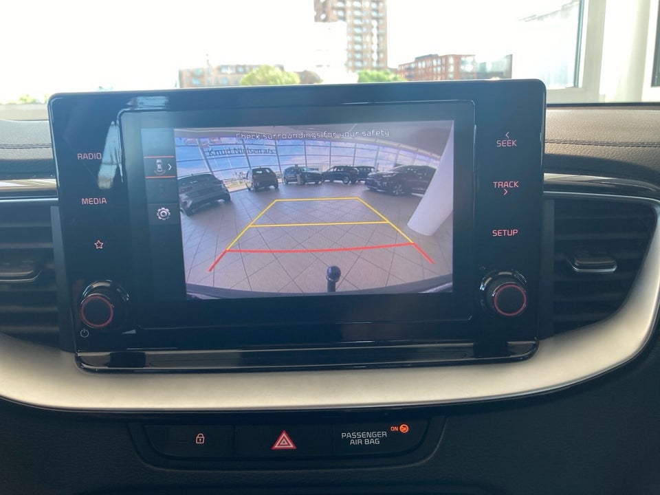 Kia Ceed 1,6 PHEV Prestige SW DCT 5d