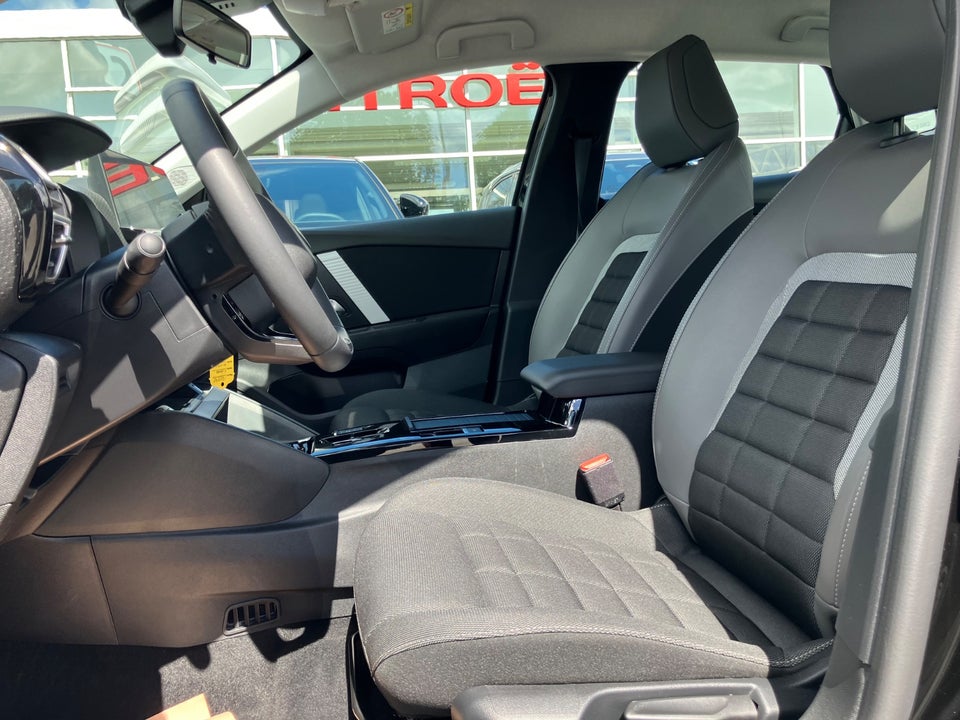 Citroën ë-C4 X 50 Plus 4d