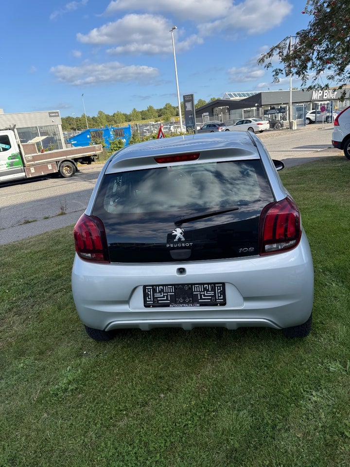 Peugeot 108 1,0 e-VTi 69 Allure 5d